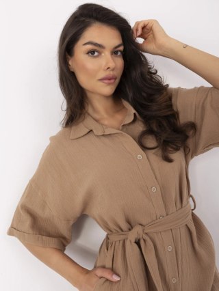 Camelowy Muślinowy Kombinezon Damski z Paskiem i Kołnierzykiem – Italy Moda