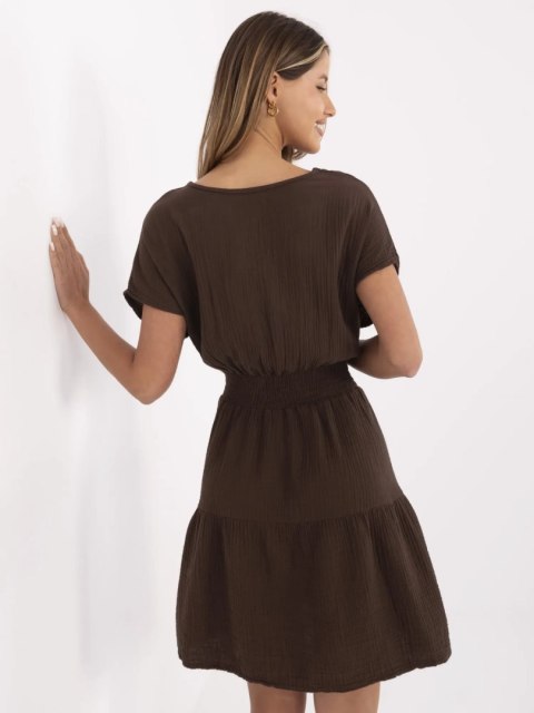 Sukienka MI-SK-92160.00 ciemny brązowy Sukienka MI-SK-92160.00 ciemny brązowy