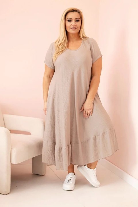 Sukienka damska plus size z krótkim rękawem i falbaną z lekkiej wiskozy fango Sukienka damska plus size z krótkim rękawem i falbaną z lekkiej wiskozy fango