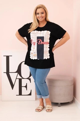 Bluzka damska Plus Size Day Dream czarna z granatowym nadrukiem – bawełna, oversize, krótki rękaw