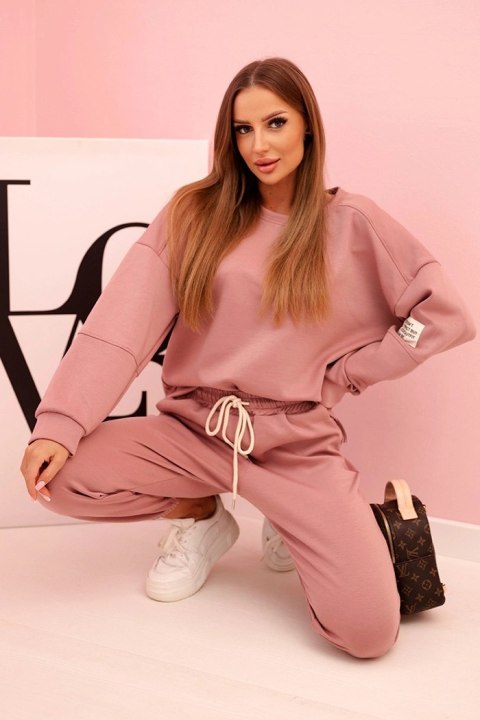 Komplet bluza + spodnie masełko ciemny różowy Komplet bluza + spodnie masełko ciemny różowy