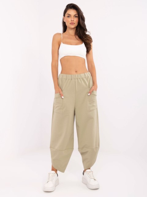 Spodnie dresowe RV-DR-9719.86 oliwkowy L/XL Spodnie dresowe RV-DR-9719.86 oliwkowy L/XL