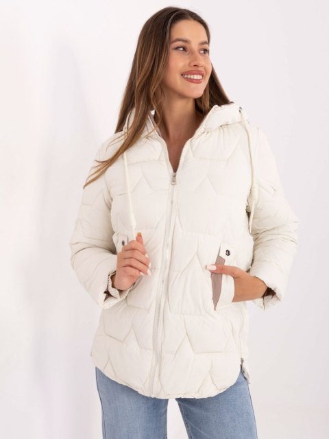 Kurtka MBM-KR-2519.21 ecru XL Kurtka MBM-KR-2519.21 ecru XL