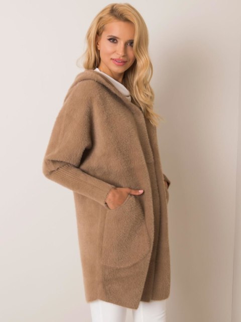 Płaszcz MBM-PL-1518.95P ciemny bezowy Płaszcz MBM-PL-1518.95P ciemny bezowy
