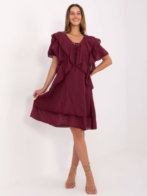 Letnia sukienka w stylu boho z falbanami – kobiecy fason oversize Letnia sukienka w stylu boho z falbanami – kobiecy fason oversize