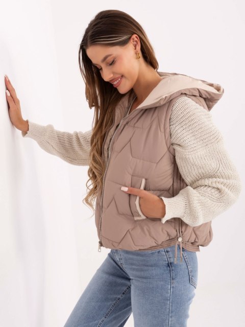 Kamizelka MBM-KZ-2502.27 ciemny bezowy 2XL Kamizelka MBM-KZ-2502.27 ciemny bezowy 2XL