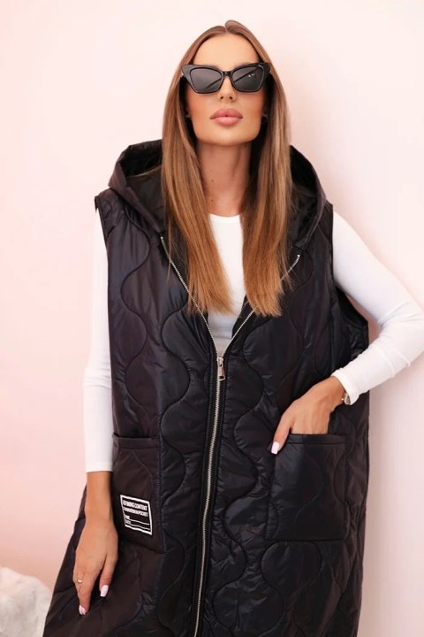 Kamizelka damska pikowana Plus Size z kapturem zapinana na zamek czarna Kamizelka damska pikowana Plus Size z kapturem zapinana na zamek czarna