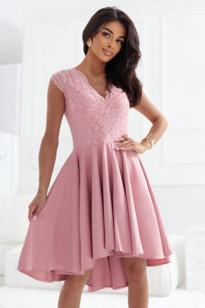 Elegancka różowa sukienka PATRICIA z koronką i dłuższym tyłem - Stylowy Wieszak - rozmiar XL