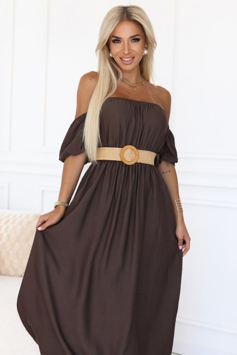 614-1 Sukienka maxi w stylu boho z odkrytymi ramionami i paskiem - CZEKOLADOWA - UNI