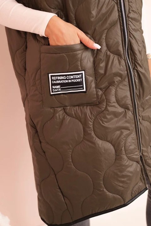 Kamizelka damska pikowana Plus Size z kapturem zapinana na zamek khaki Kamizelka damska pikowana Plus Size z kapturem zapinana na zamek khaki