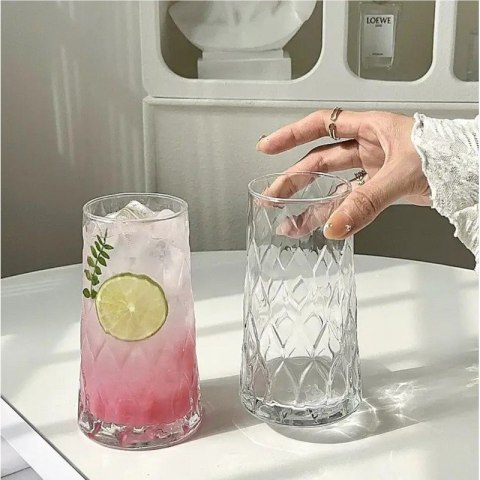 Szklanka falowana wysoka 475 ml grube szkło 1szt SZK184 Szklanka falowana wysoka 475 ml grube szkło 1szt SZK184