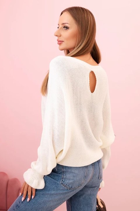 Sweter damski z miękkiej dzianiny, moher, wycięcie na plecach, kolor ecru.