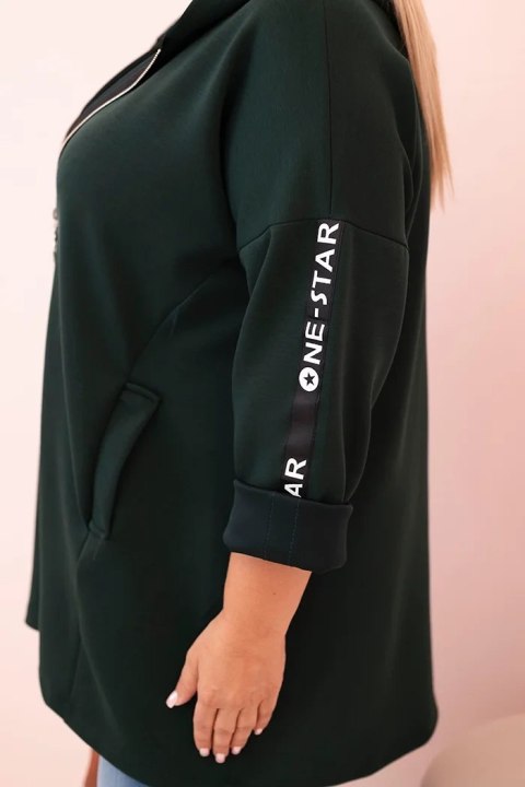 Ciemnozielona bluza damska z przedłużanym tyłem Ciemnozielona bluza damska z przedłużanym tyłem