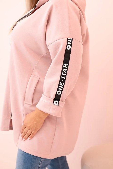 óżowa bluza damska casual z ozdobnym nadrukiem na rękawie óżowa bluza damska casual z ozdobnym nadrukiem na rękawie