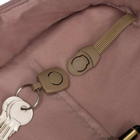 Beżowy plecak podróżny wykonany z cordury z portem USB - Peterson