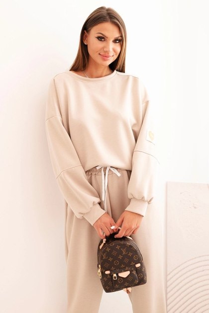 Komplet damski beżowy LOVE – bluza oversize i spodnie z troczkiem