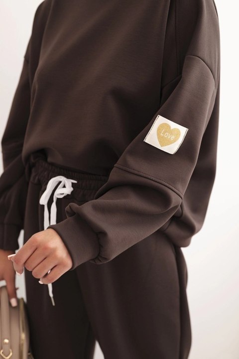 Elegancki komplet damski brązowy oversize na co dzień