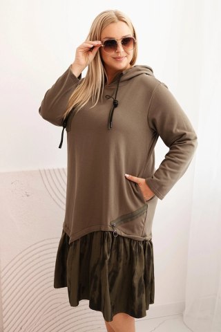 Sukienka damska Plus Size khaki z kapturem i falbaną – bawełna, włoska jakość