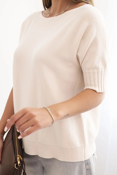 Modny sweter damski beżowy oversize – komfortowa dzianina z wiskozy i wełny