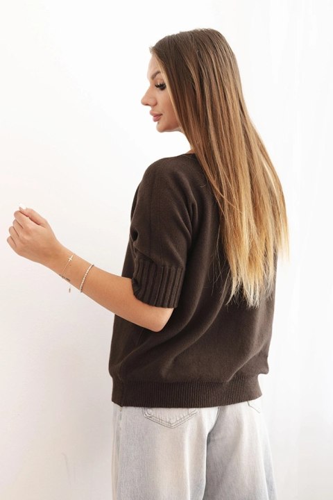Luźny sweter oversize damski brązowy idealny na jesień i wiosnę