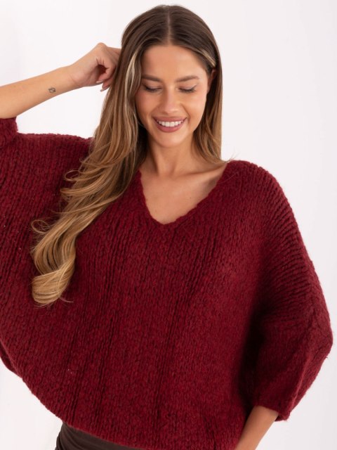 Sweter damski oversize z rękawem 3/4 i dekoltem V – Stylowy Wieszak