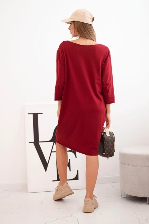 codzienna sukienka plus size w kolorze bordowym