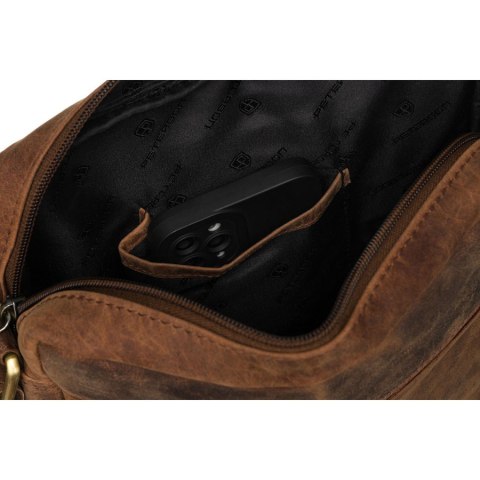 Skórzana listonoszka męska w brązowym kolorze zawieszona na regulowanym pasku - Peterson