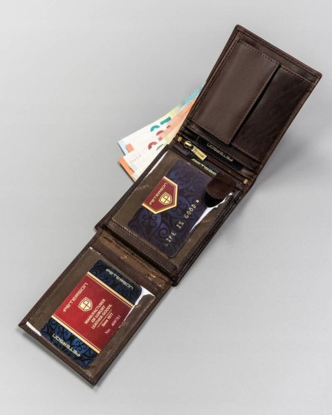 Duży, skórzany portfel męski z ozdobnym tłoczeniem - Peterson