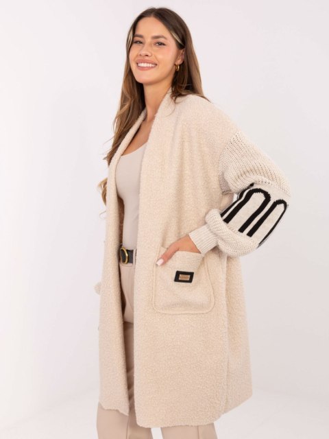 Jasnobeżowy kardigan damski boucle z bufiastymi rękawami Maya – Stylowy Wieszak
