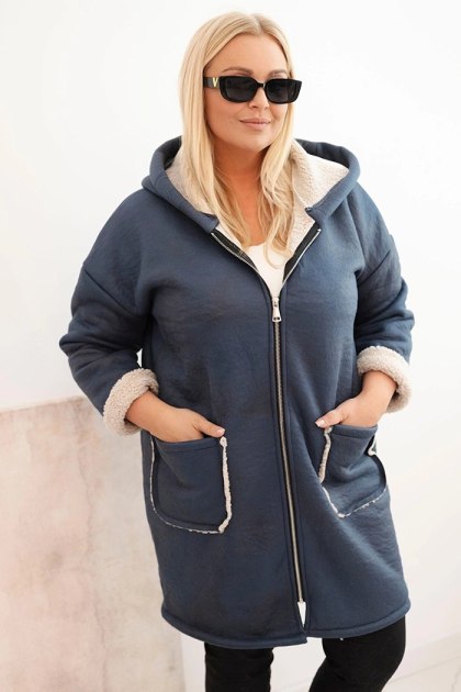 Kurtka damska Plus Size z kapturem i kieszeniami ocieplana barankiem jeansowa – Stylowy Wieszak