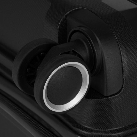 Zestaw walizek w czarnym kolorze wykonanych z polipropylenu z zamkami szyfrowanymi - Peterson