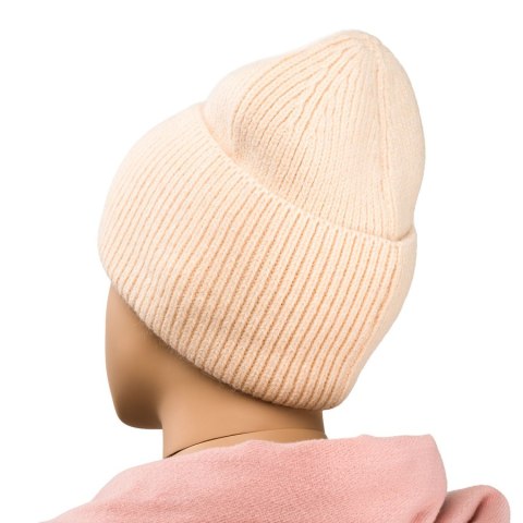 Beżowa zimowa czapka damska beanie w uniwersalnym rozmiarze z logo marki - Peterson