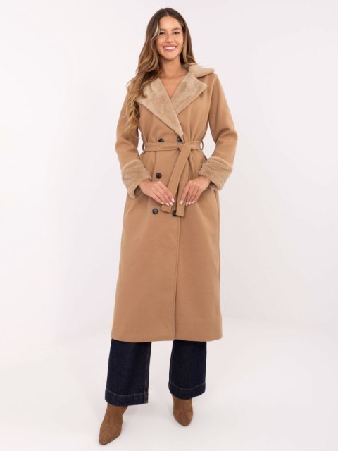 Płaszcz IT-PL-4602.01P camelowy Płaszcz IT-PL-4602.01P camelowy