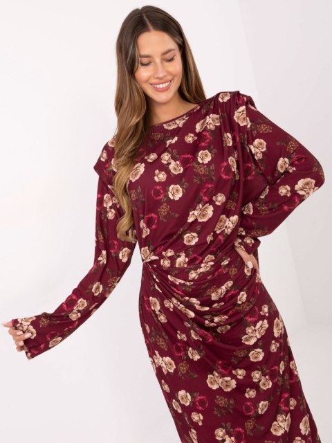 sukienka midi bordowa do pracy