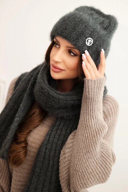 Komplet damski czapka i długi szalik z miękkiej przędzy – Grafitowy | Stylowy Wieszak