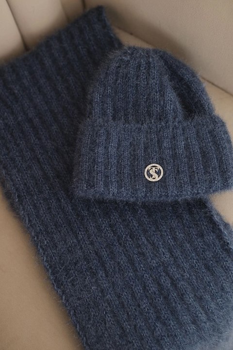 Elegancki komplet zimowy damski czapka i szalik jeansowy