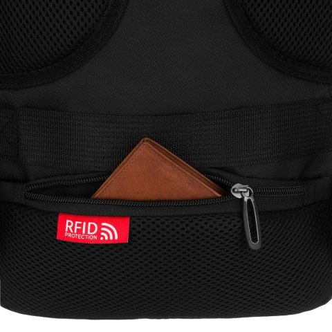 Czarny, podróżny plecak idealny na bagaż podręczny - Peterson