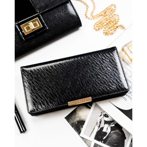 Lakierowany portfel damski ze skóry ekologicznej w czarnym kolorze zamykany na zatrzask i suwak - Peterson