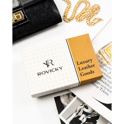 Lakierowany, skórzany portfel damski w czerwonym kolorze zamykany suwakiem - Rovicky