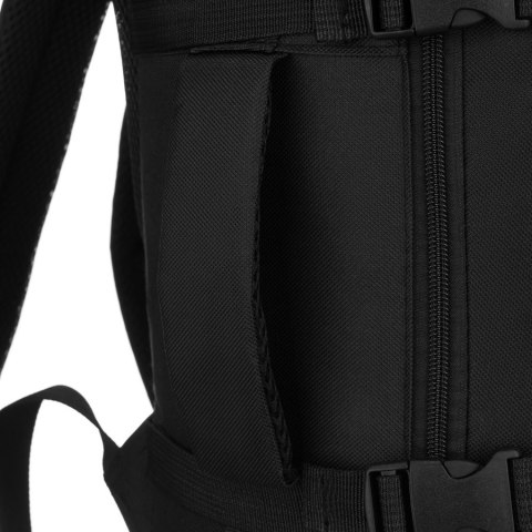 Podróżny plecak z poliestru w czarnym kolorze, dwukomorowy i idealny na bagaż podręczny - Peterson