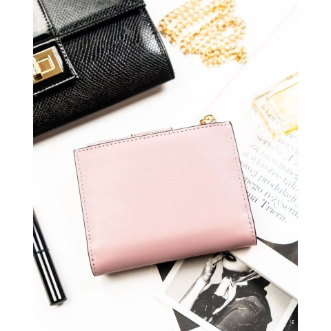 Różowy portfel damski ze skóry ekologicznej z systemem RFID - Peterson