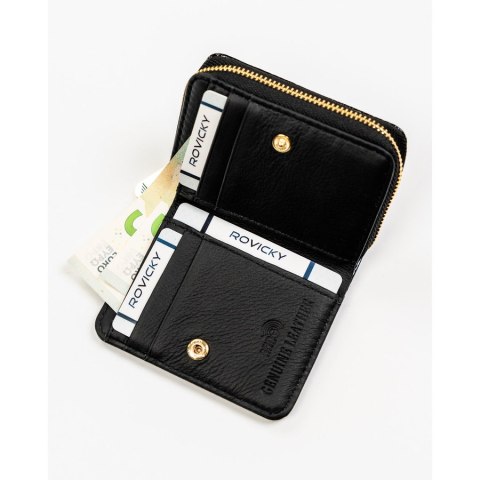 Skórzany portfel damski w czarnym kolorze zamykany suwakiem i zatrzaskiem - Rovicky