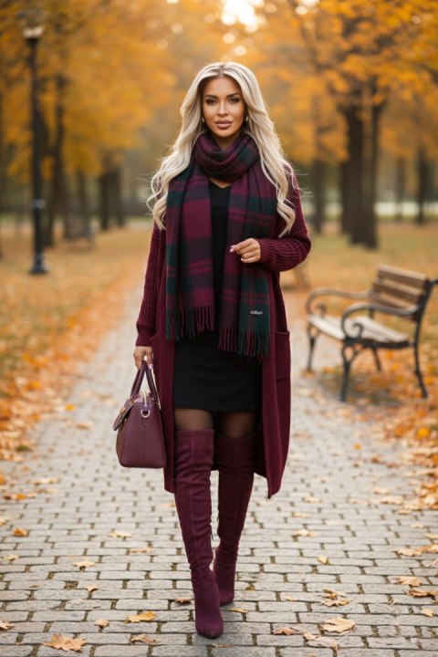 elegancka czarna sukienka numoco – stylizacja do pracy