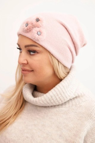 Czapka damska z ozdobnymi futrzanymi kwiatami ciemny pudrowy róż – Stylowy Wieszak