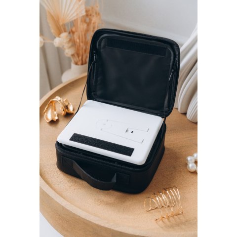 Czarna szkatułka na biżuterię wykonana ze skóry ekologicznej, zamykana suwakiem - Peterson