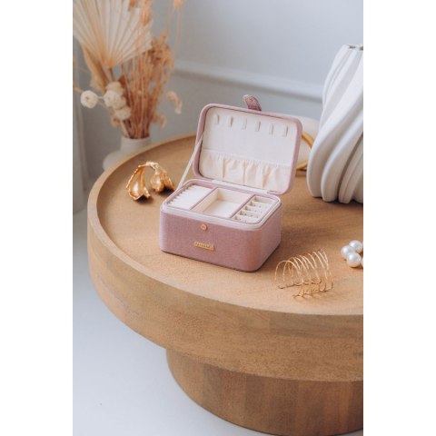 Różowa szkatułka na biżuterię zamykana zamkiem magnetycznym - Peterson