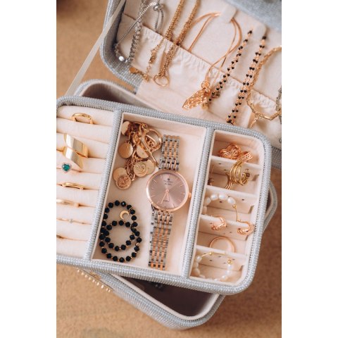 Srebrna szkatułka na biżuterię zamykana zamkiem magnetycznym - Peterson