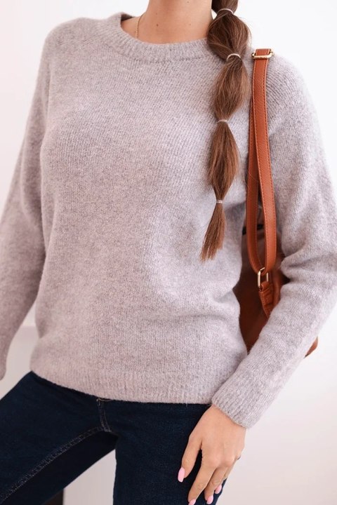 Sweter damski z baby alpaki z długim rękawem ciemny beżowy