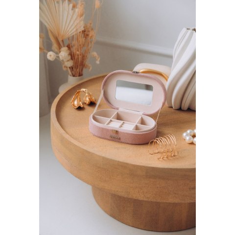 Szkatułka na biżuterię w kolorze łososiowym, zamykana zatrzaskiem - Peterson