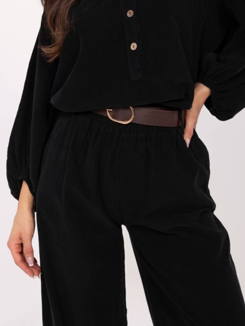 Spodnie z szerokimi nogawkami i kieszeniami – Stylowy Wieszak